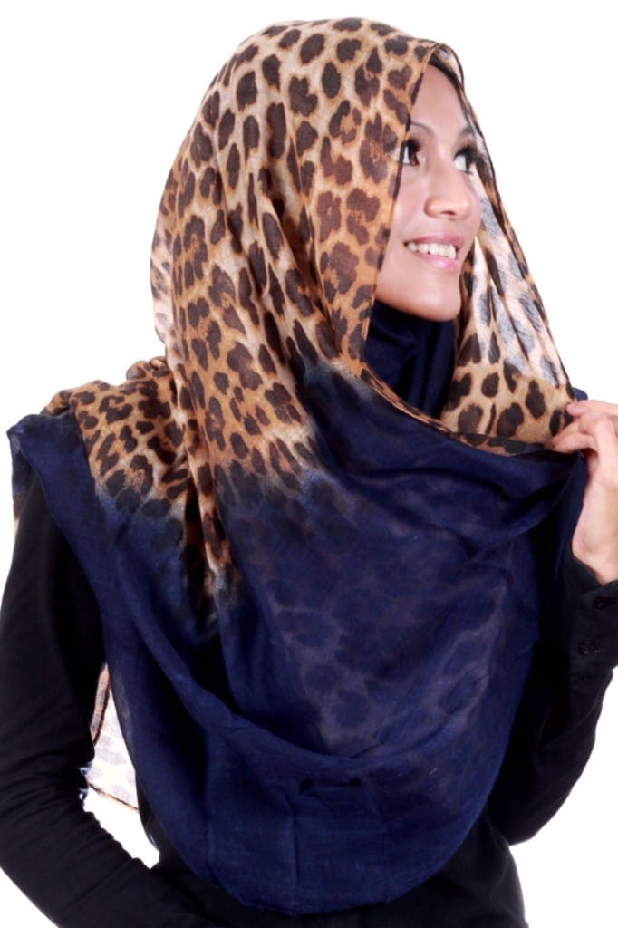 Shawl Labuh Rana Viscose Corak Leopard Biru 