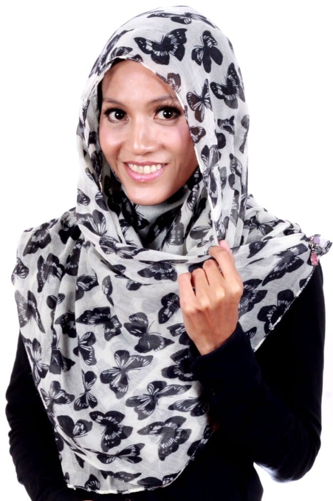 Shawl Labuh Rana Viscose Corak Rama-Rama Putih
